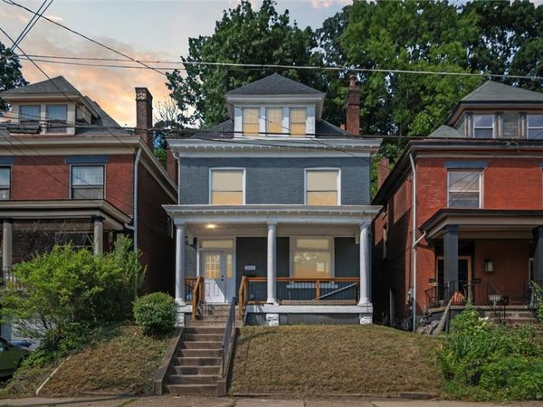 221 Elm St, Swissvale, PA 15218