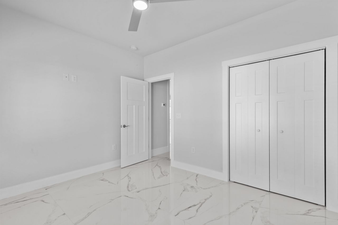 329 Blue Rock Dr. Photo 25