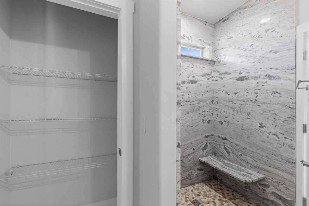 329 Blue Rock Dr. Photo 32