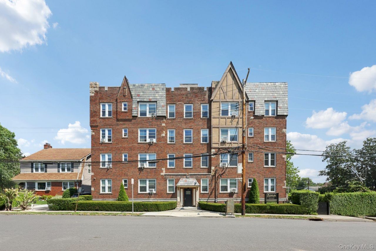 2 Lockwood Avenue, Unit 3D, Bronxville, NY 10708 Main Photo