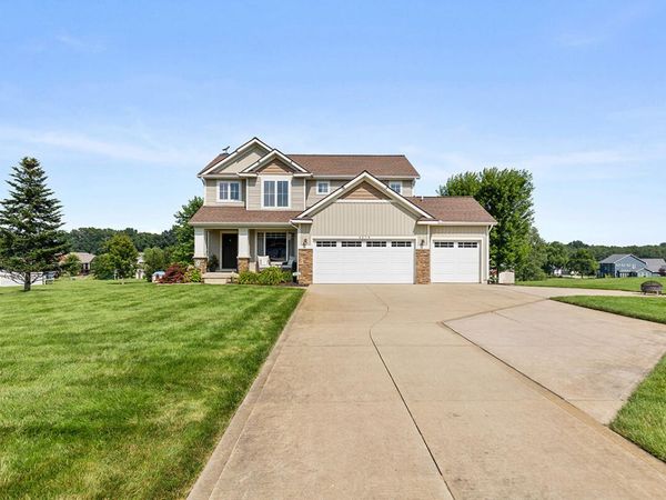 4270 Autumn Ridge Drive, Middleville, MI 49333