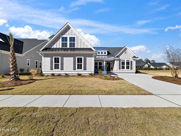 7366 Foxbriar Drive, Leland, NC 28451