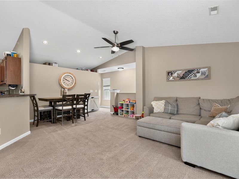 2539 Paragon Mill Drive, Unit 16-305, Burlington, KY 41005 Photo 5