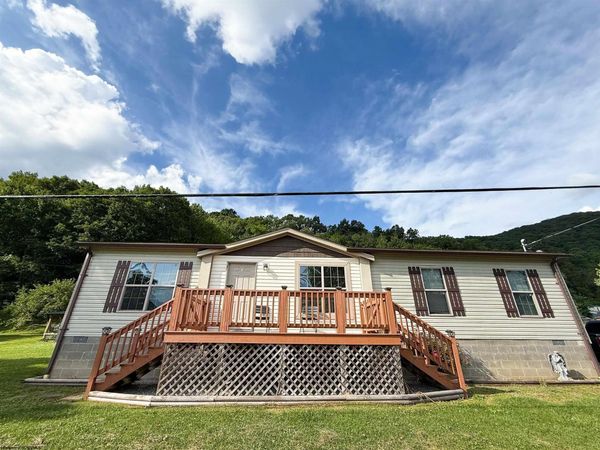 17 Union Drive, Hambleton, WV 26287