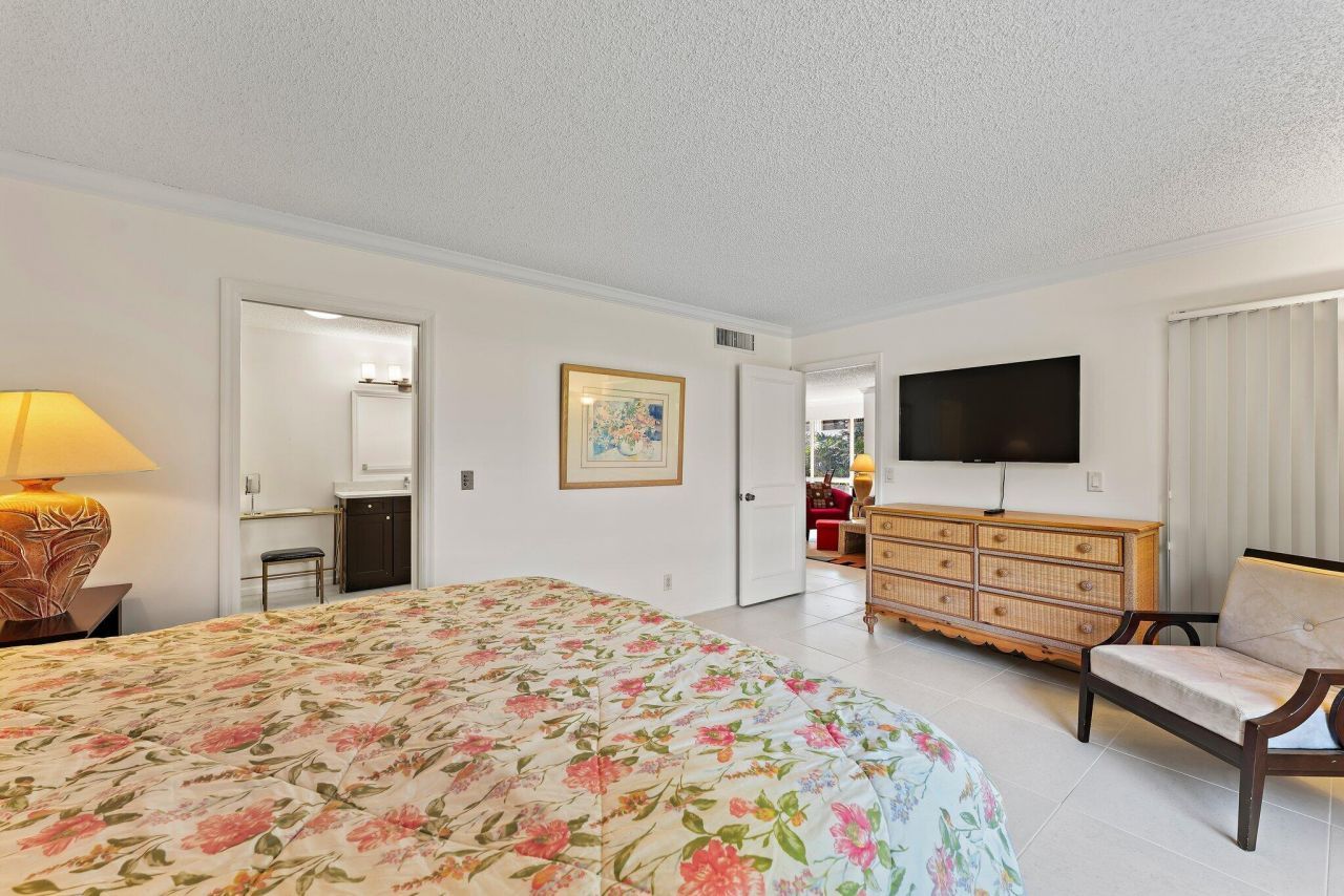 527 Brackenwood Place, Palm Beach Gardens, FL 33418 Photo