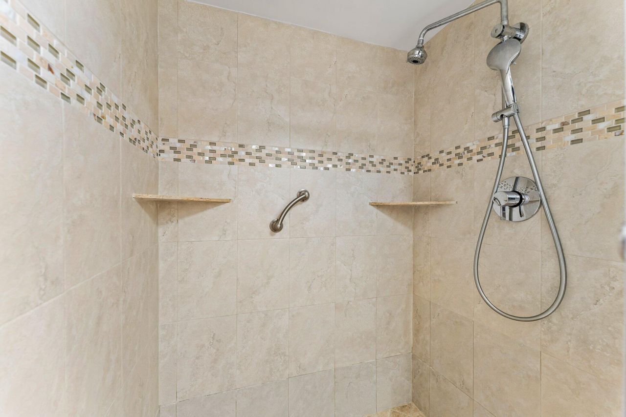 527 Brackenwood Place, Palm Beach Gardens, FL 33418 Photo