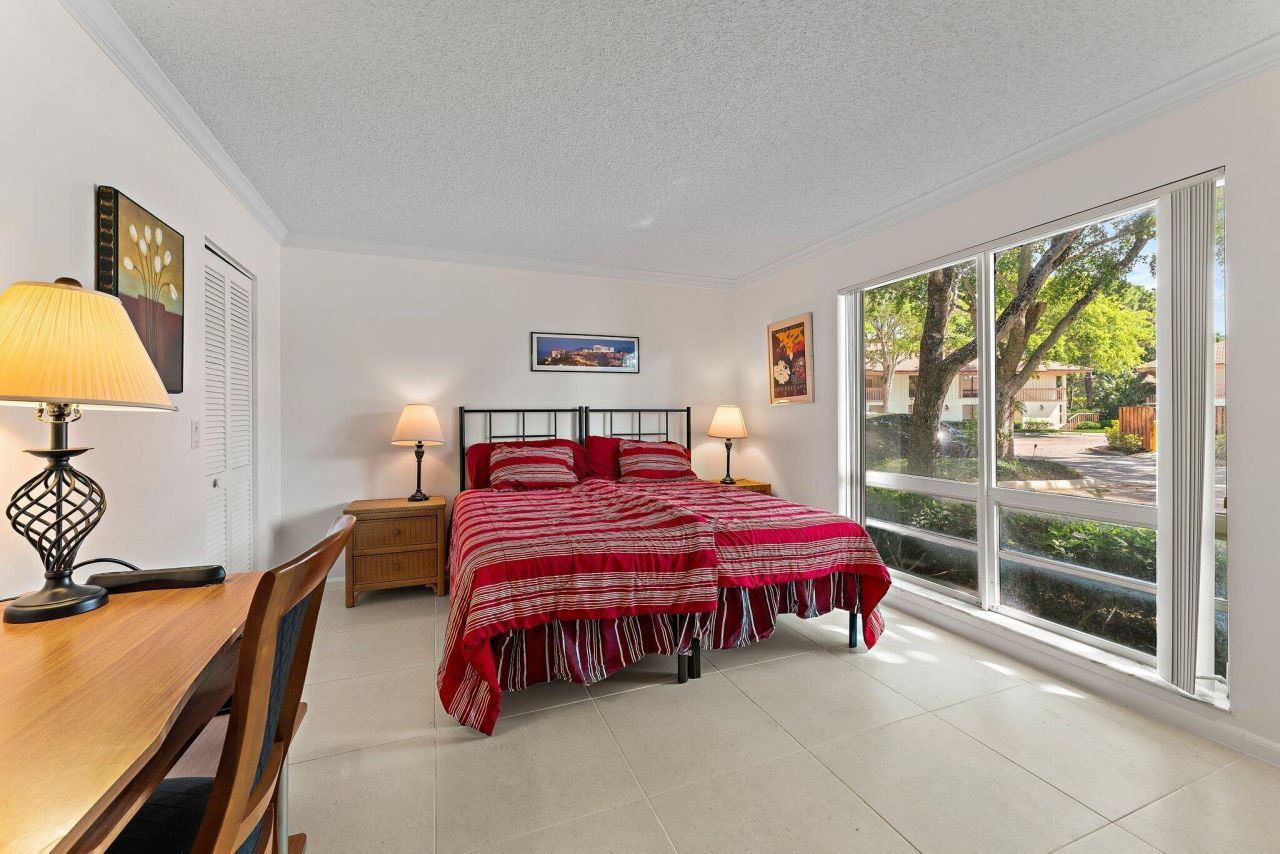 527 Brackenwood Place, Palm Beach Gardens, FL 33418 Photo