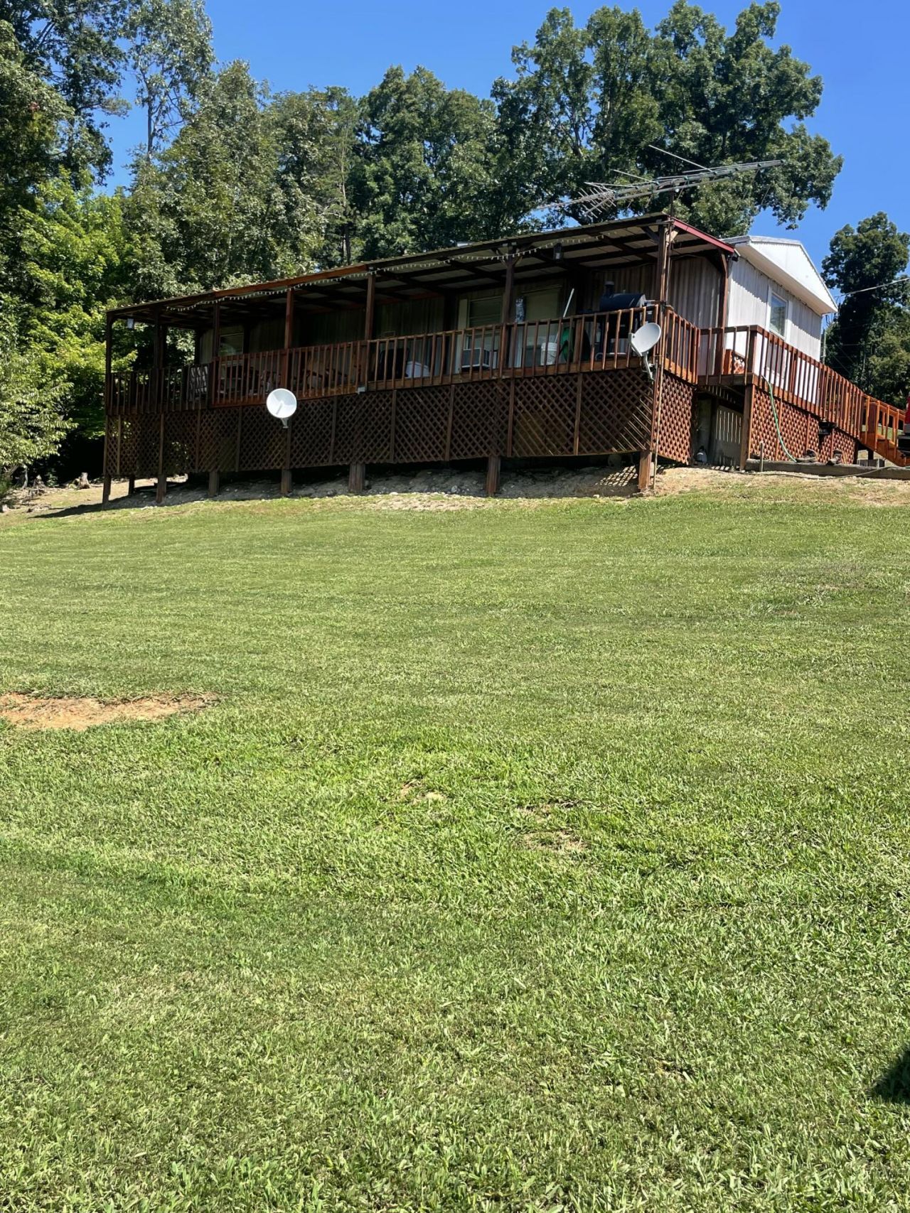 1553 Mayflower Lane Dandridge, TN 37725