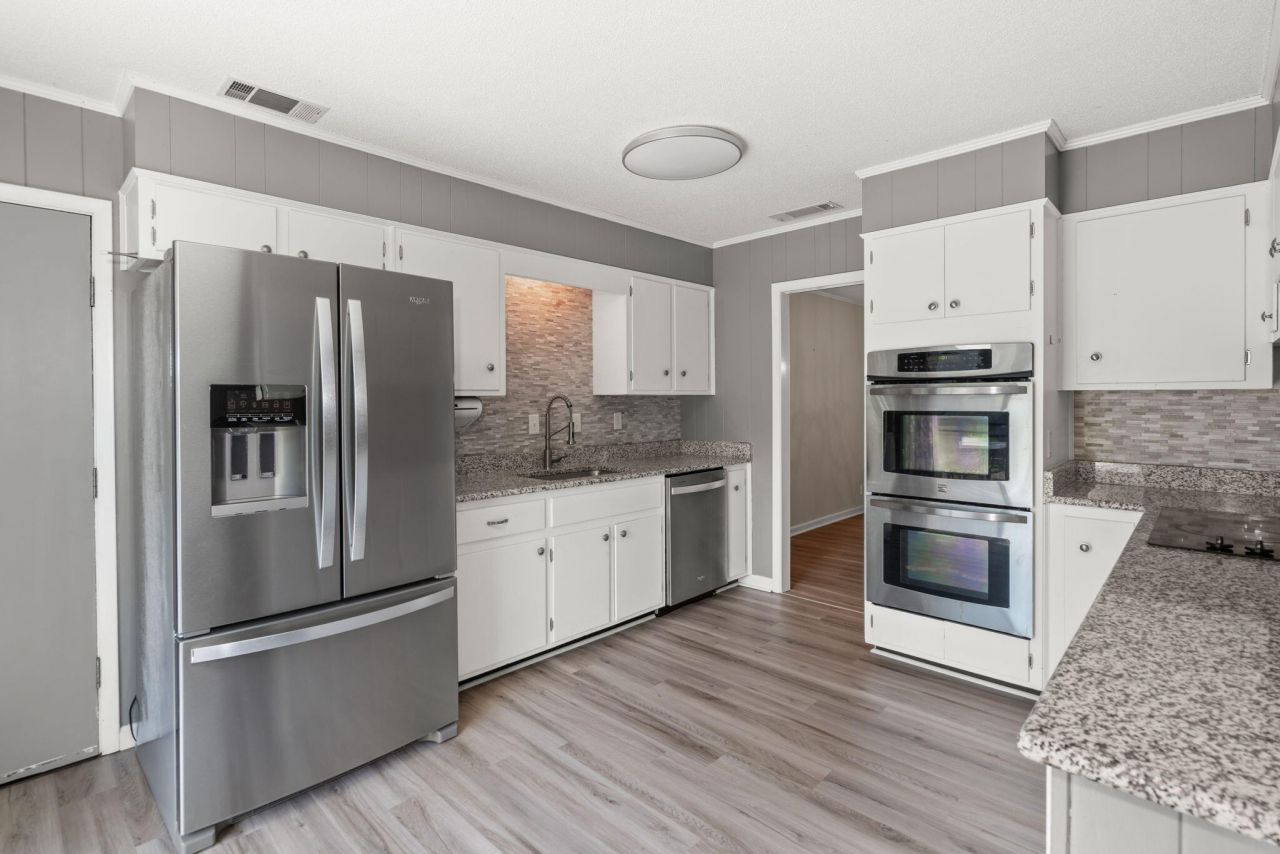 140 Franklin Circle Photo 18