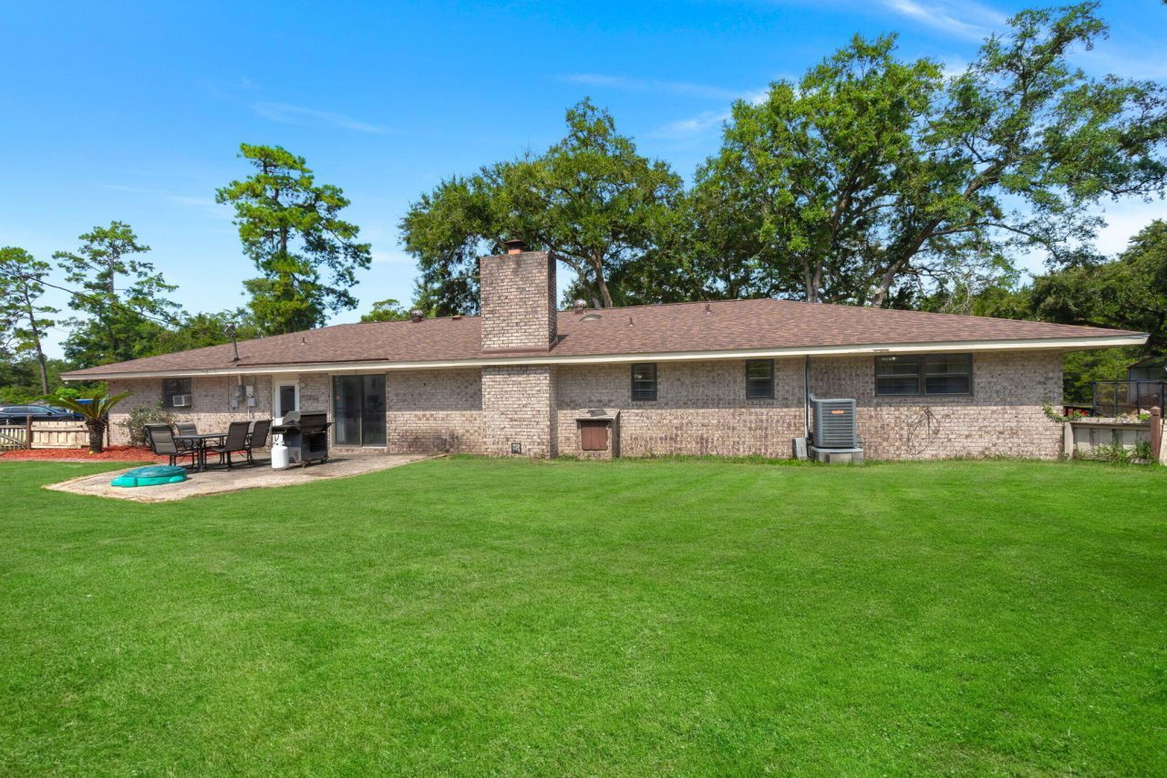 140 Franklin Circle Photo 32