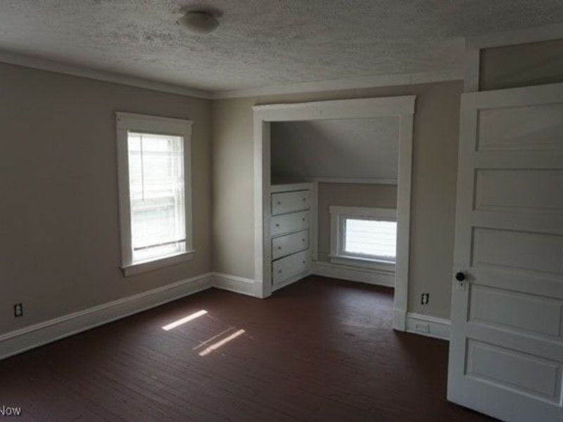 2056 W 91st Street, Cleveland, OH 44102 Photo 9