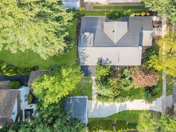 15 Superior Road, Bellerose Village, NY 11001