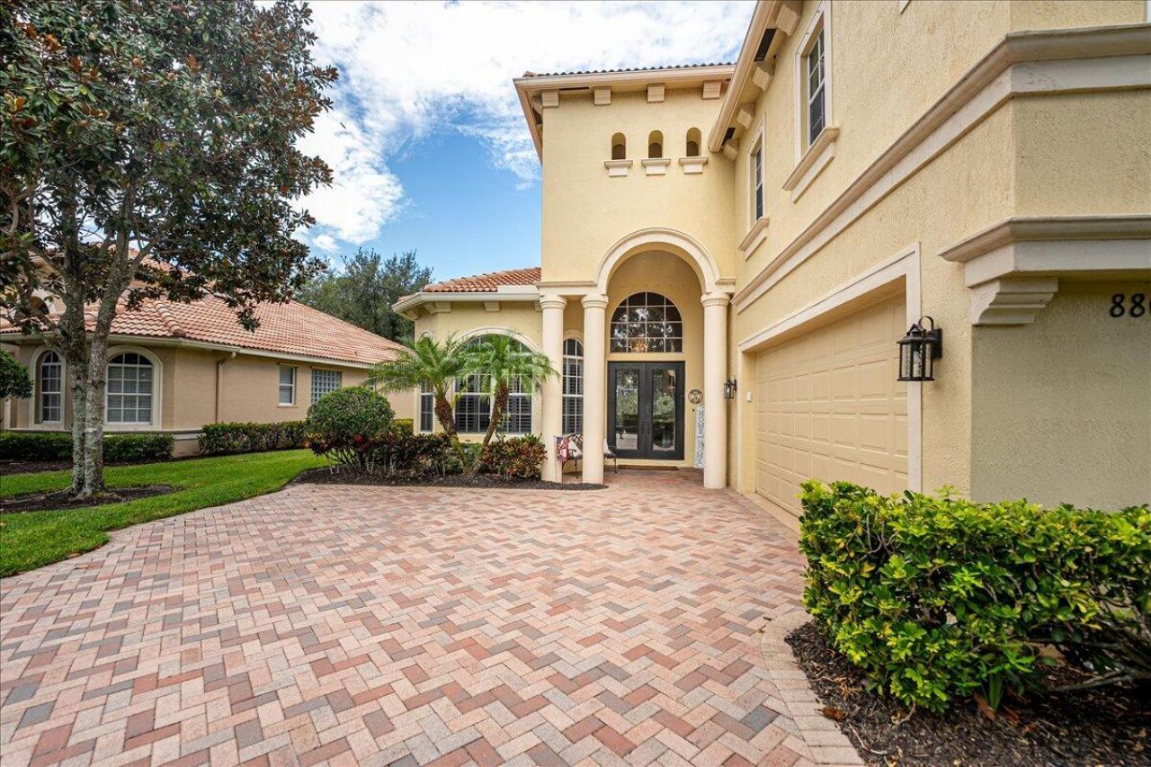 8809 Champions Way, Saint Lucie West, FL 34986 Photo