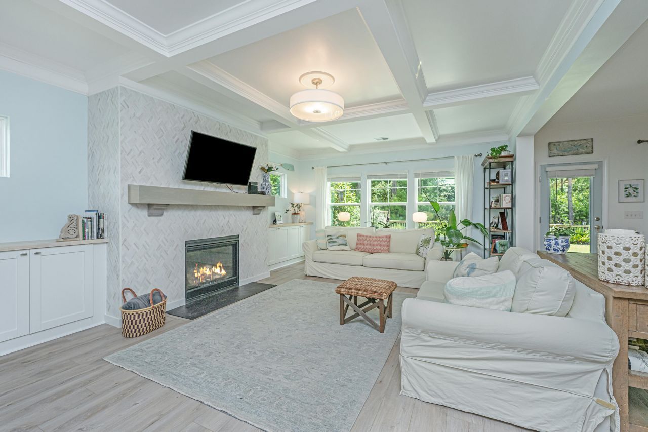 542 Dunswell Drive Photo 14