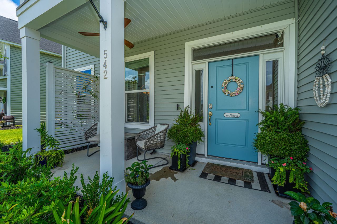 542 Dunswell Drive Photo 6