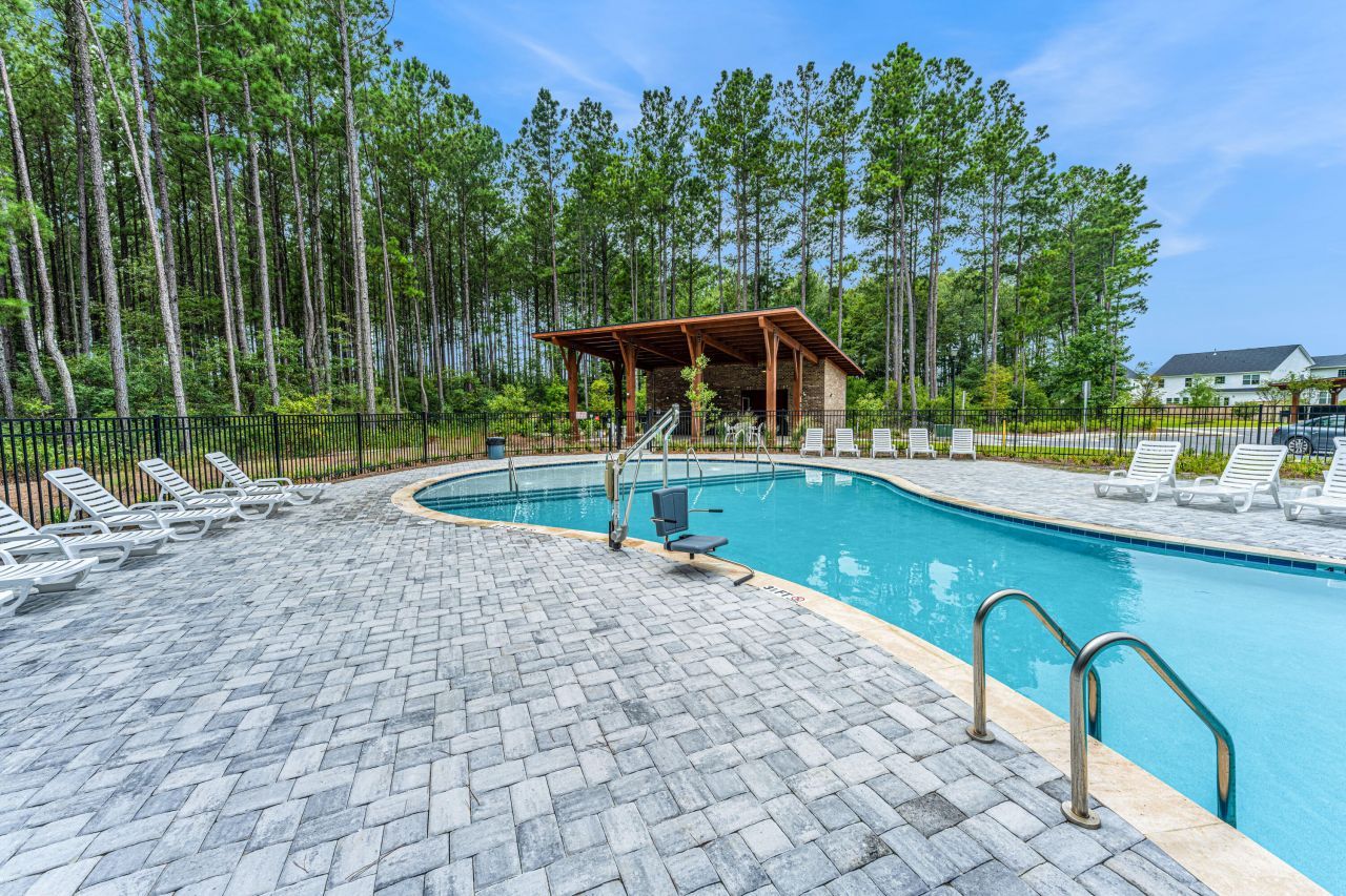 542 Dunswell Drive Photo 78