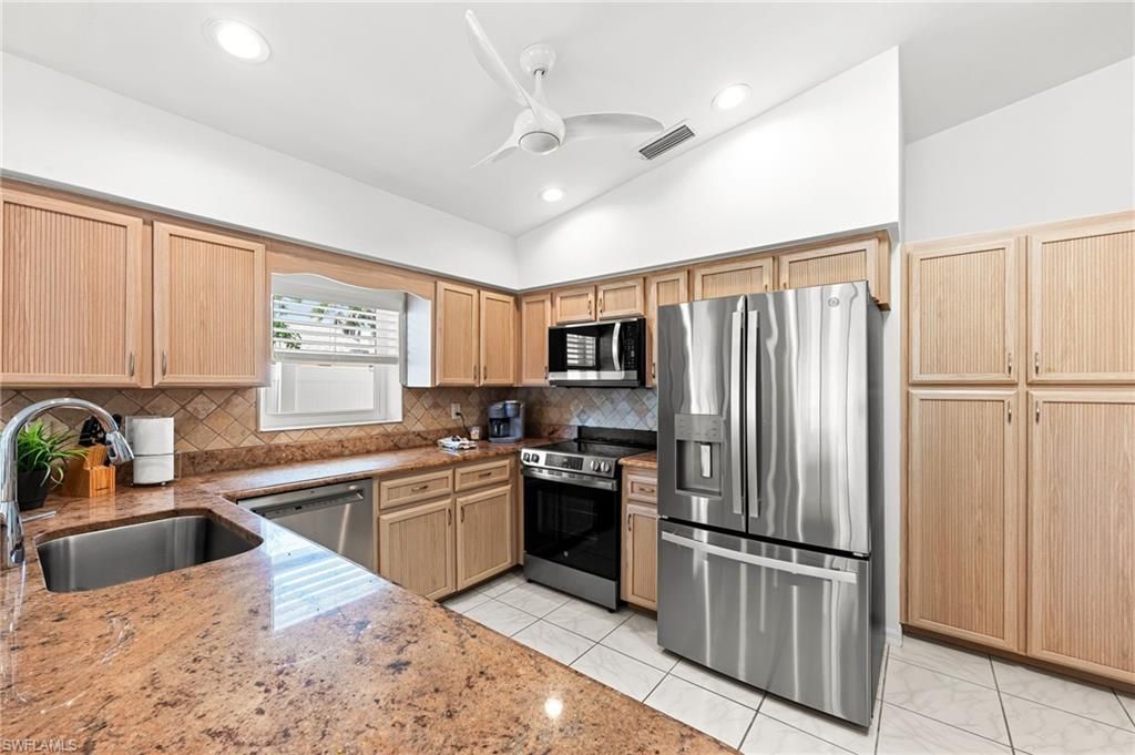 690 100th Ave N, Naples, FL 34108 Photo