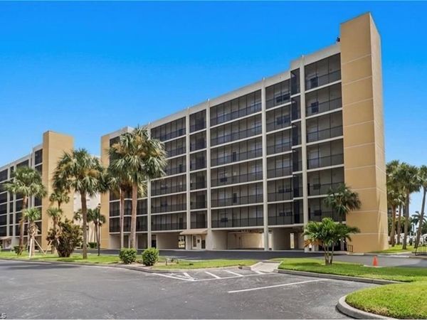 4421 Bay Beach LN, Unit 643, FORT MYERS BEACH, FL 33931