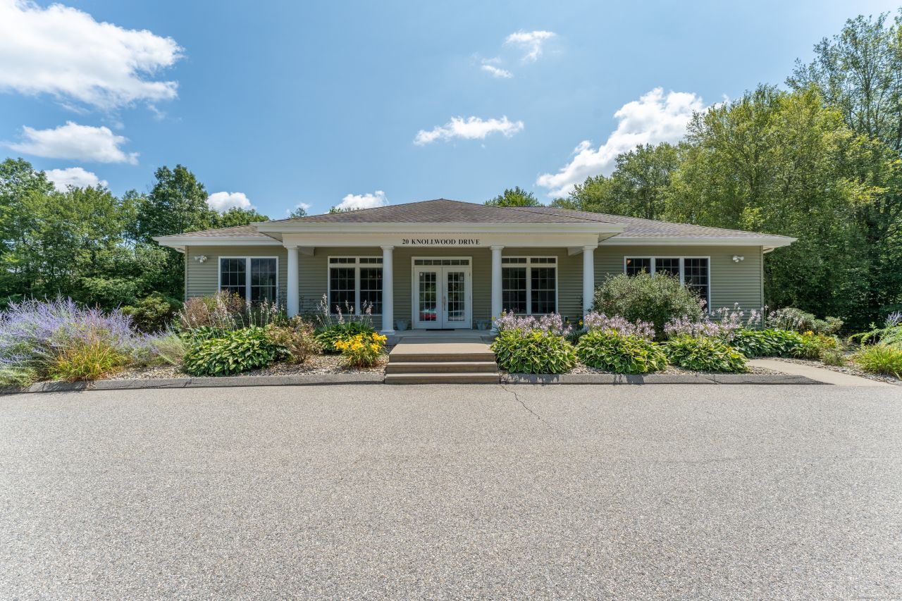 20 Knollwood, Canterbury, CT 06331 Main Photo