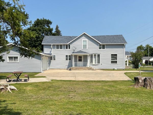 209 Duncan Avenue, Cheboygan, MI 49721