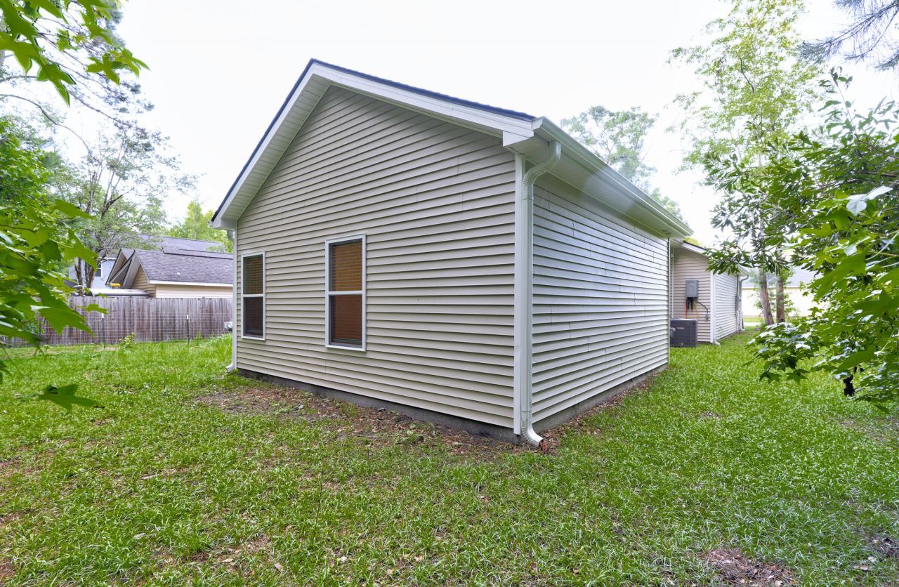 205 W Pine Street Photo 31