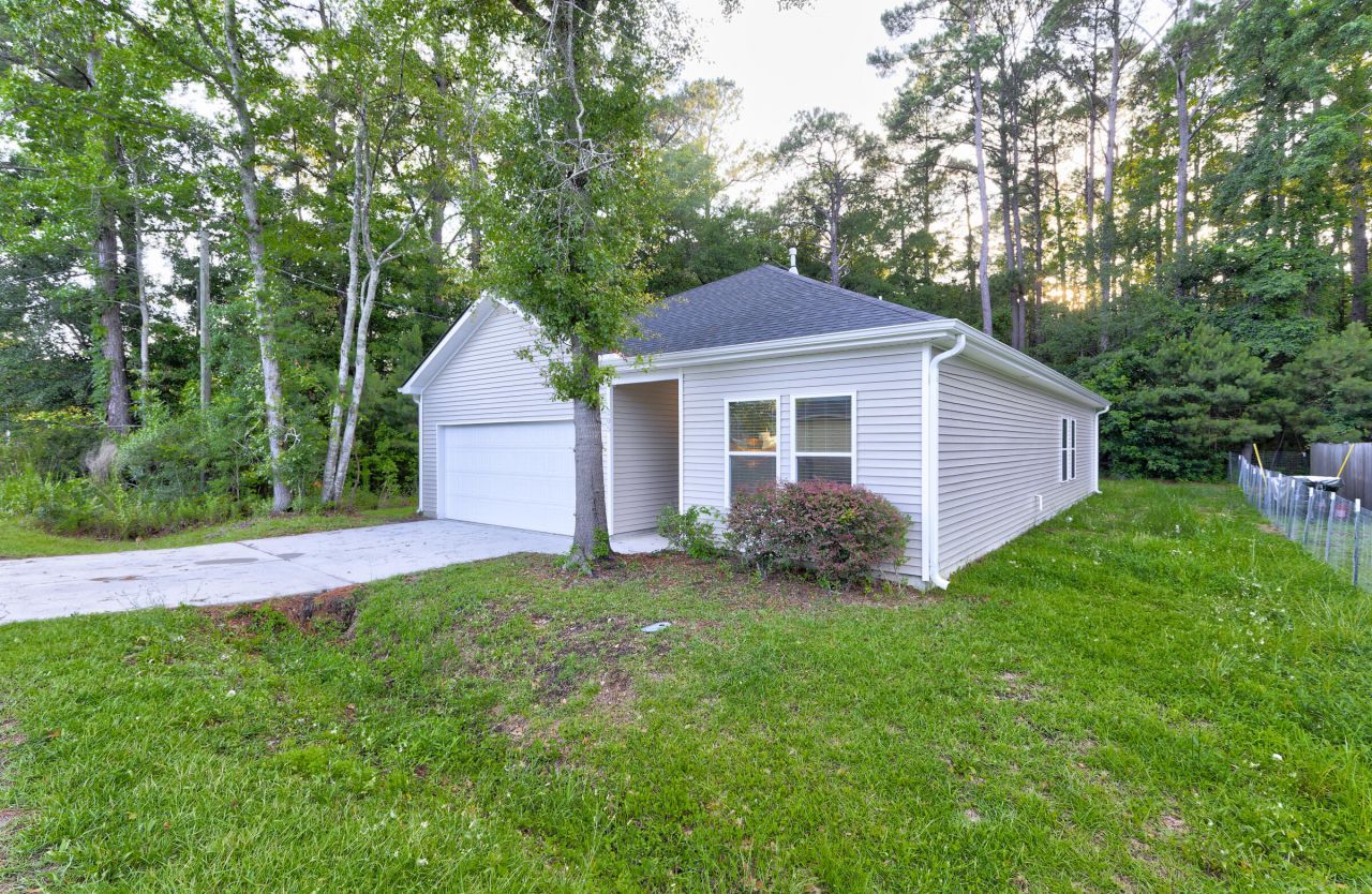 205 W Pine Street Photo 32