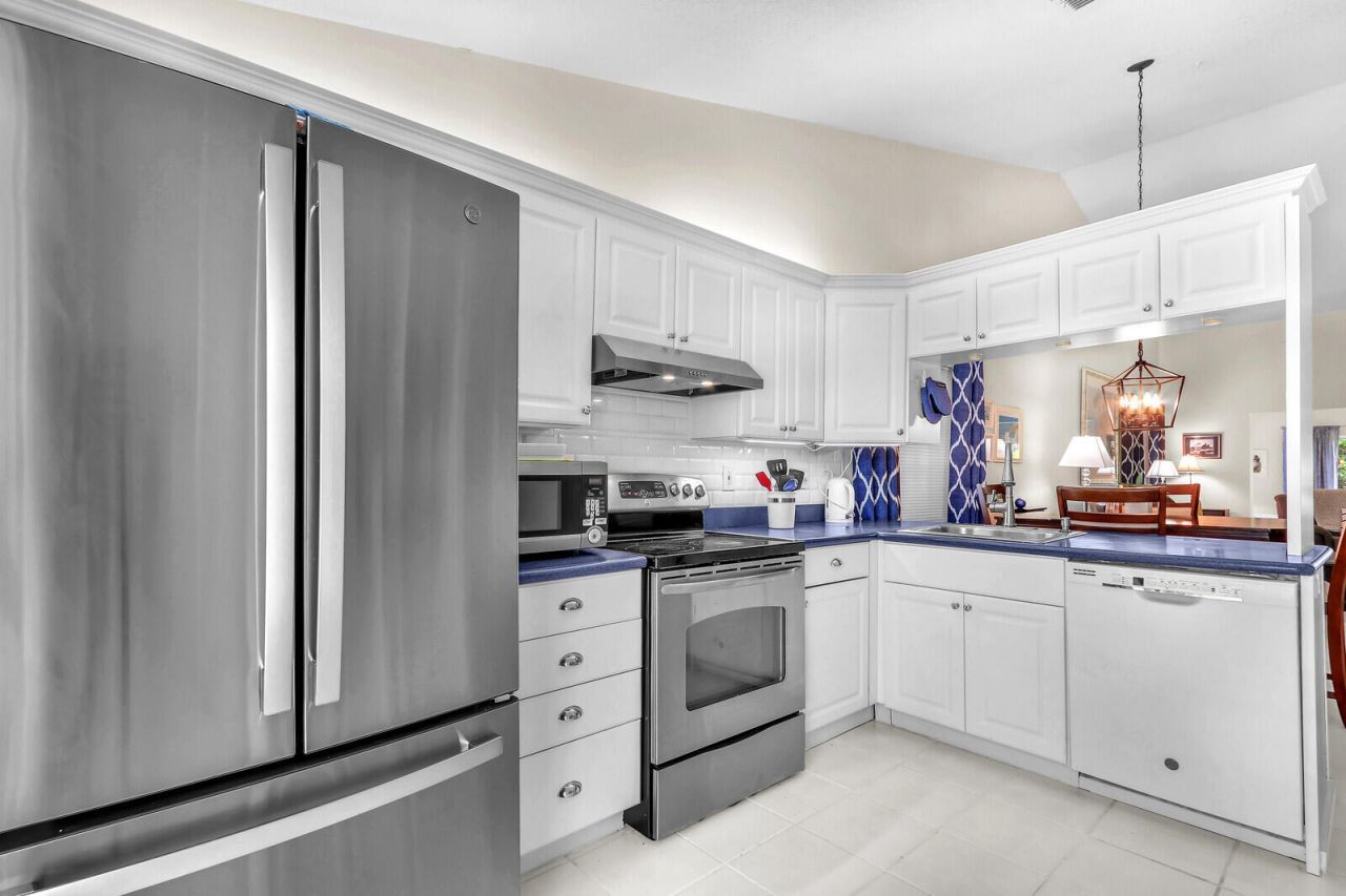 11006 SE Sea Pines Circle, Hobe Sound, FL 33455 Photo