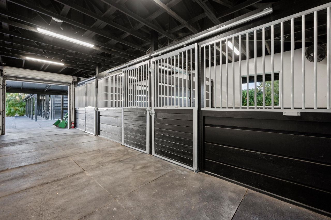 2904 Appaloosa Trail, Wellington, FL 33414 Photo