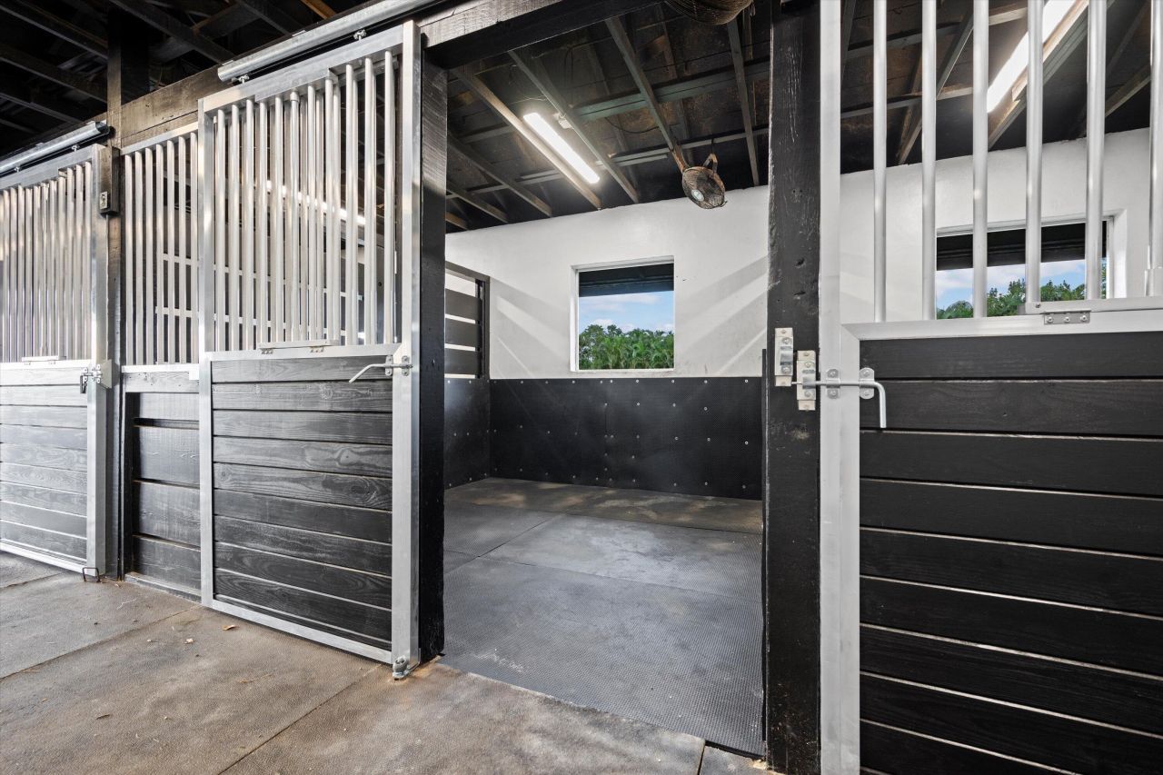 2904 Appaloosa Trail, Wellington, FL 33414 Photo