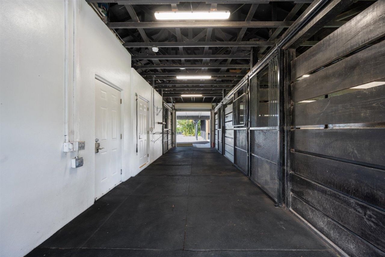 2904 Appaloosa Trail, Wellington, FL 33414 Photo