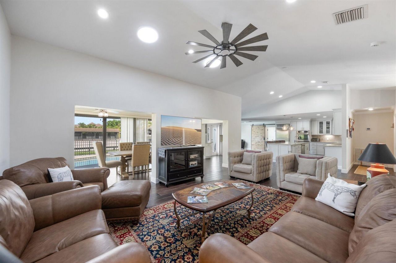 2904 Appaloosa Trail, Wellington, FL 33414 Photo