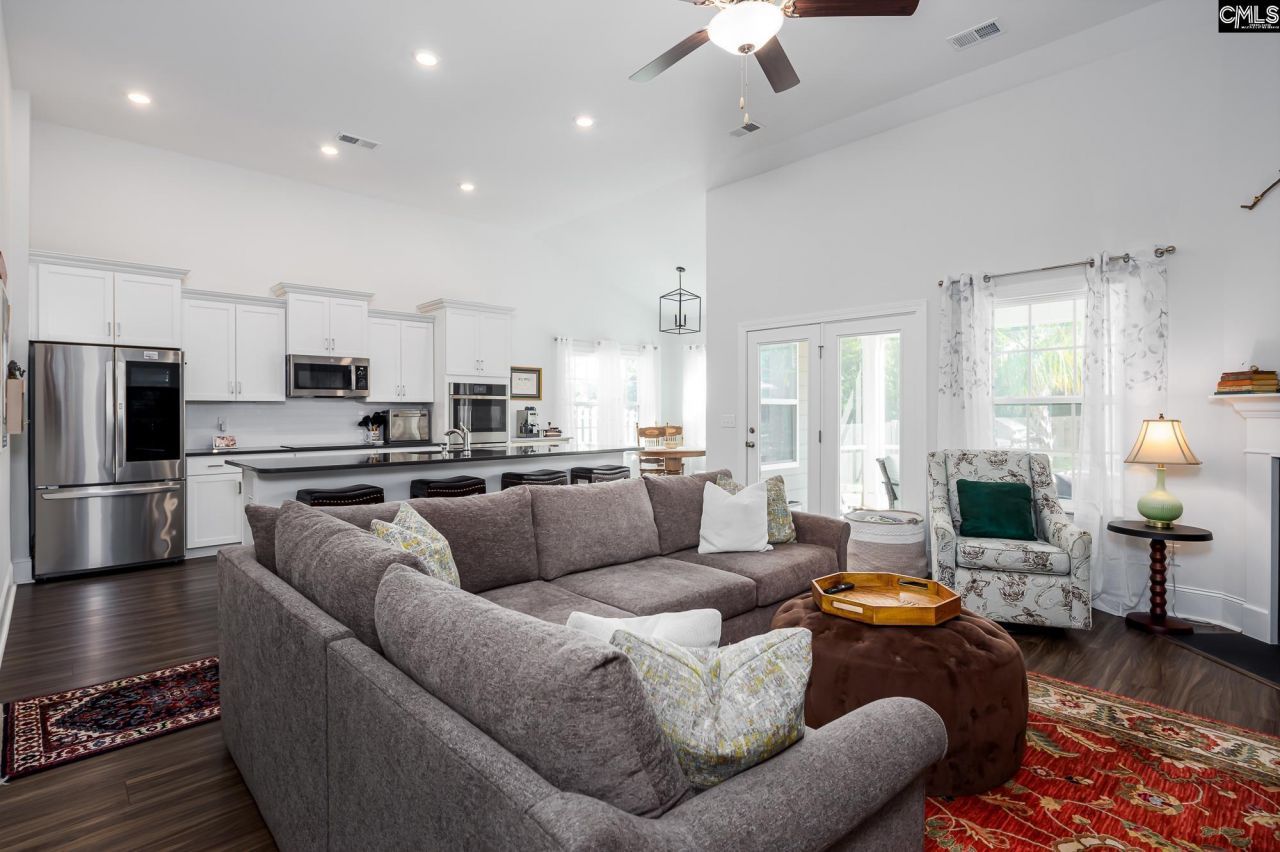 290 Tweng Trail Photo 10