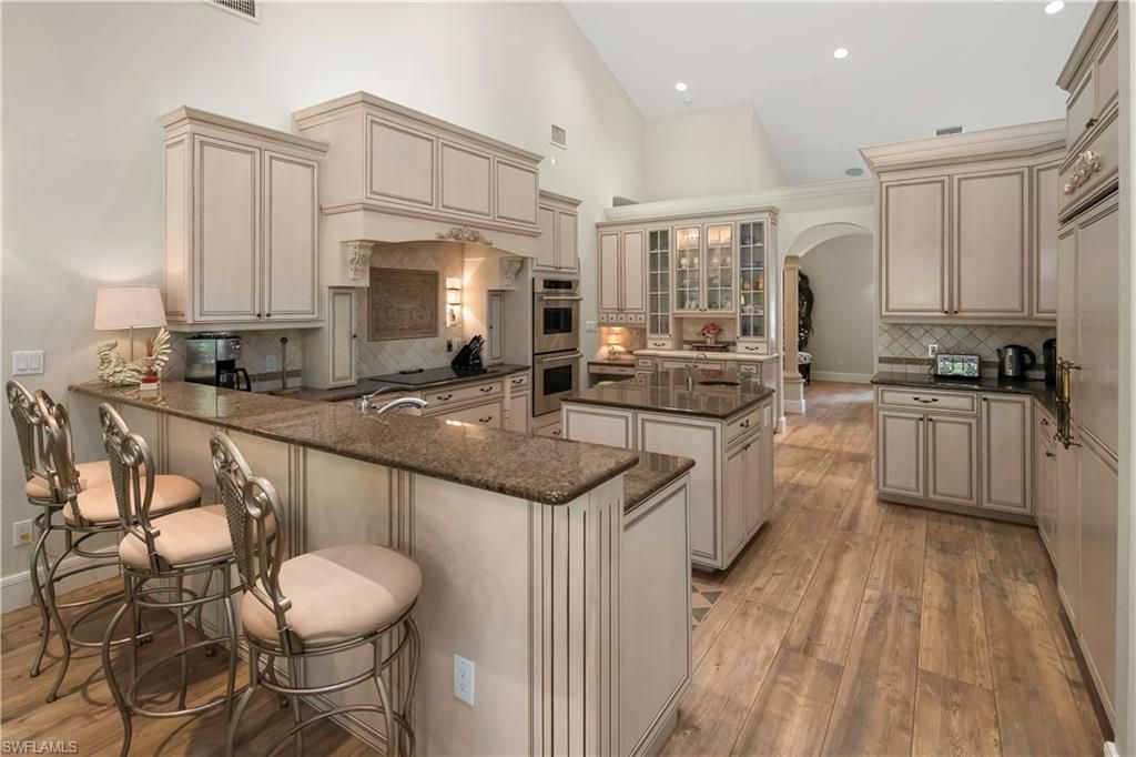 649 Bow Line Dr, Naples, FL 34103 Photo