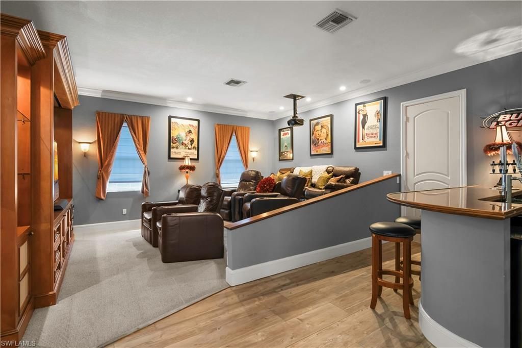 649 Bow Line Dr, Naples, FL 34103 Photo