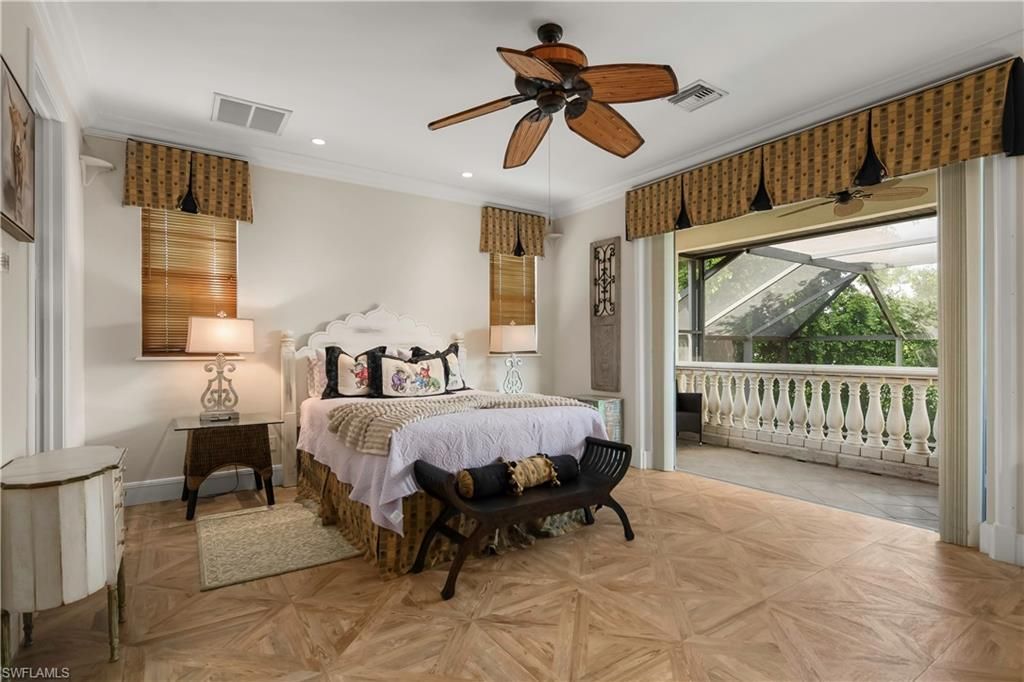649 Bow Line Dr, Naples, FL 34103 Photo