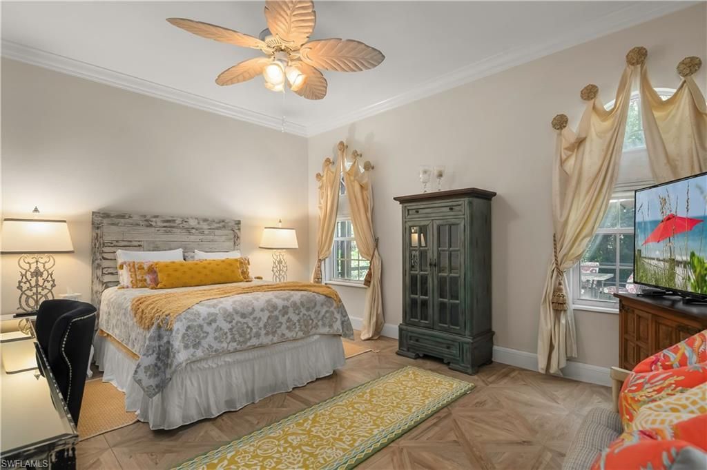 649 Bow Line Dr, Naples, FL 34103 Photo