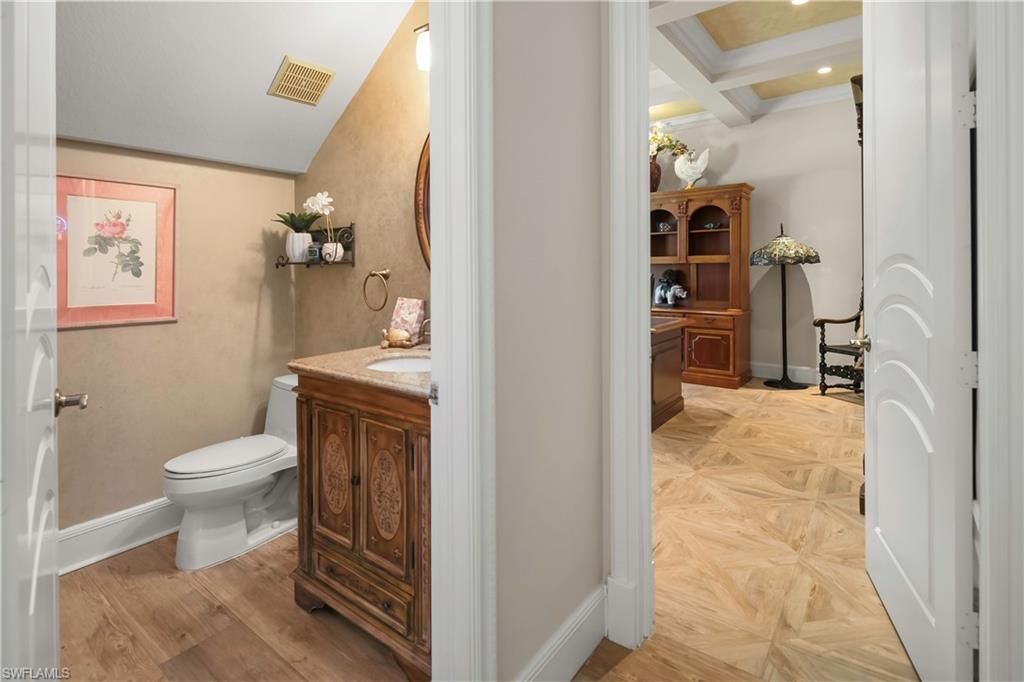 649 Bow Line Dr, Naples, FL 34103 Photo