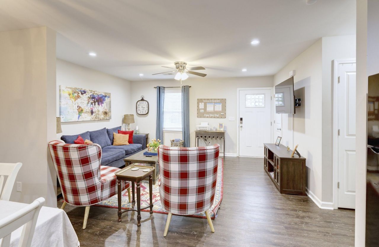 127 Fripp Lane Photo 6