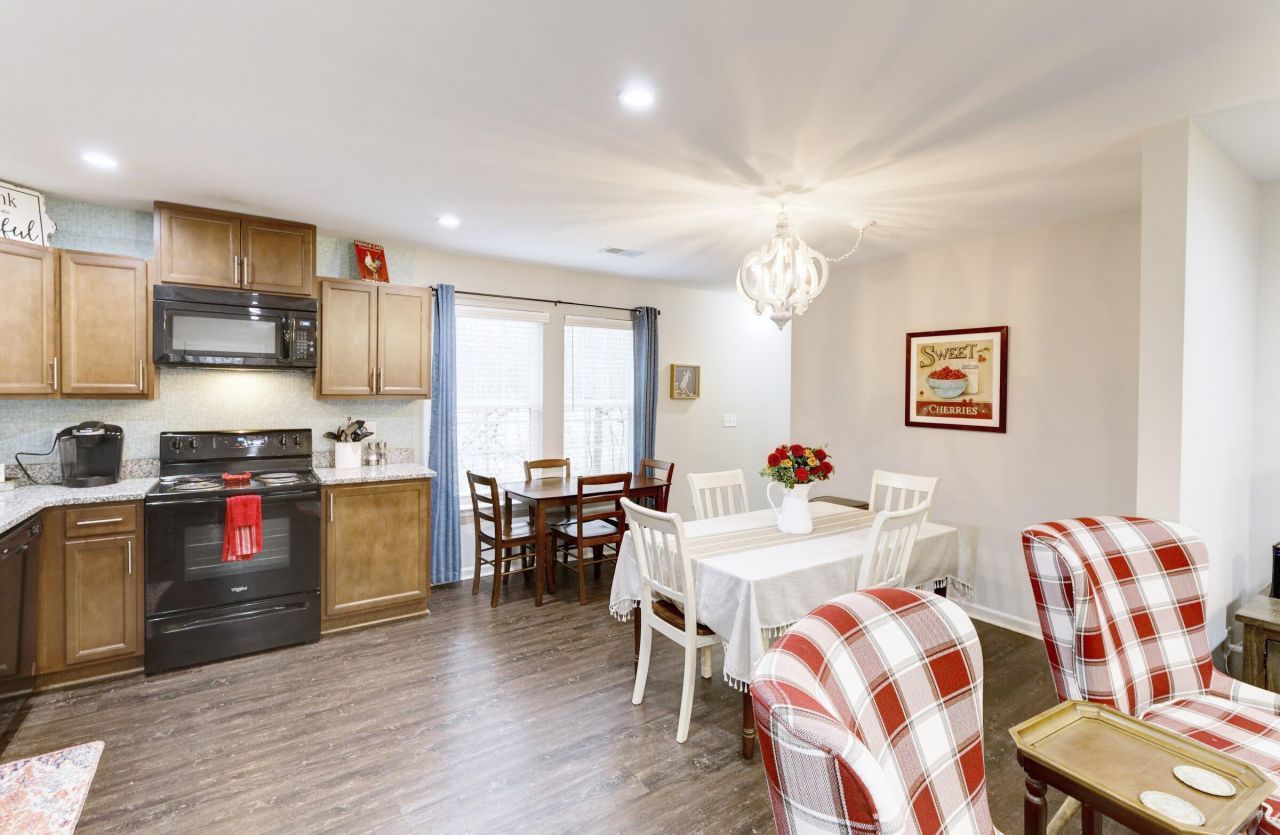 127 Fripp Lane Photo 8