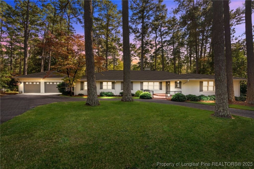 515 S Valley Road S, Southern Pines, NC 28387 Main Photo