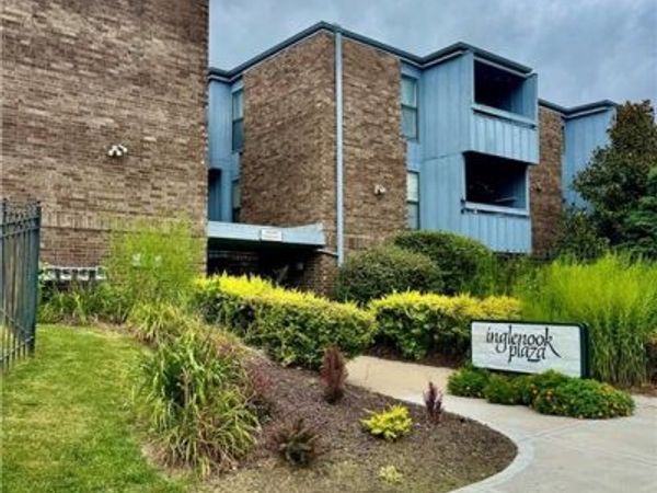 4057 Walnut Street, Unit 6, Kansas City, MO 64111