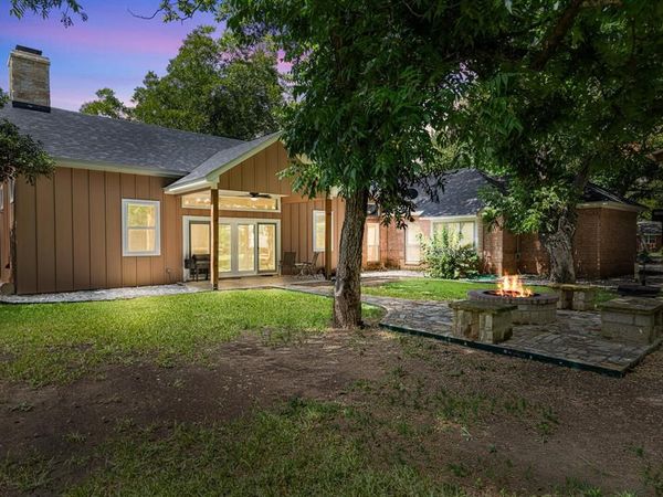 711 S Harrison Street, West, TX 76691