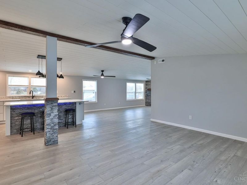 1000 Triple Two Farm Road, Franklin Twp, OH 45120 Photo 17