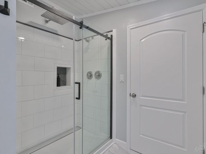 1000 Triple Two Farm Road, Franklin Twp, OH 45120 Photo 34