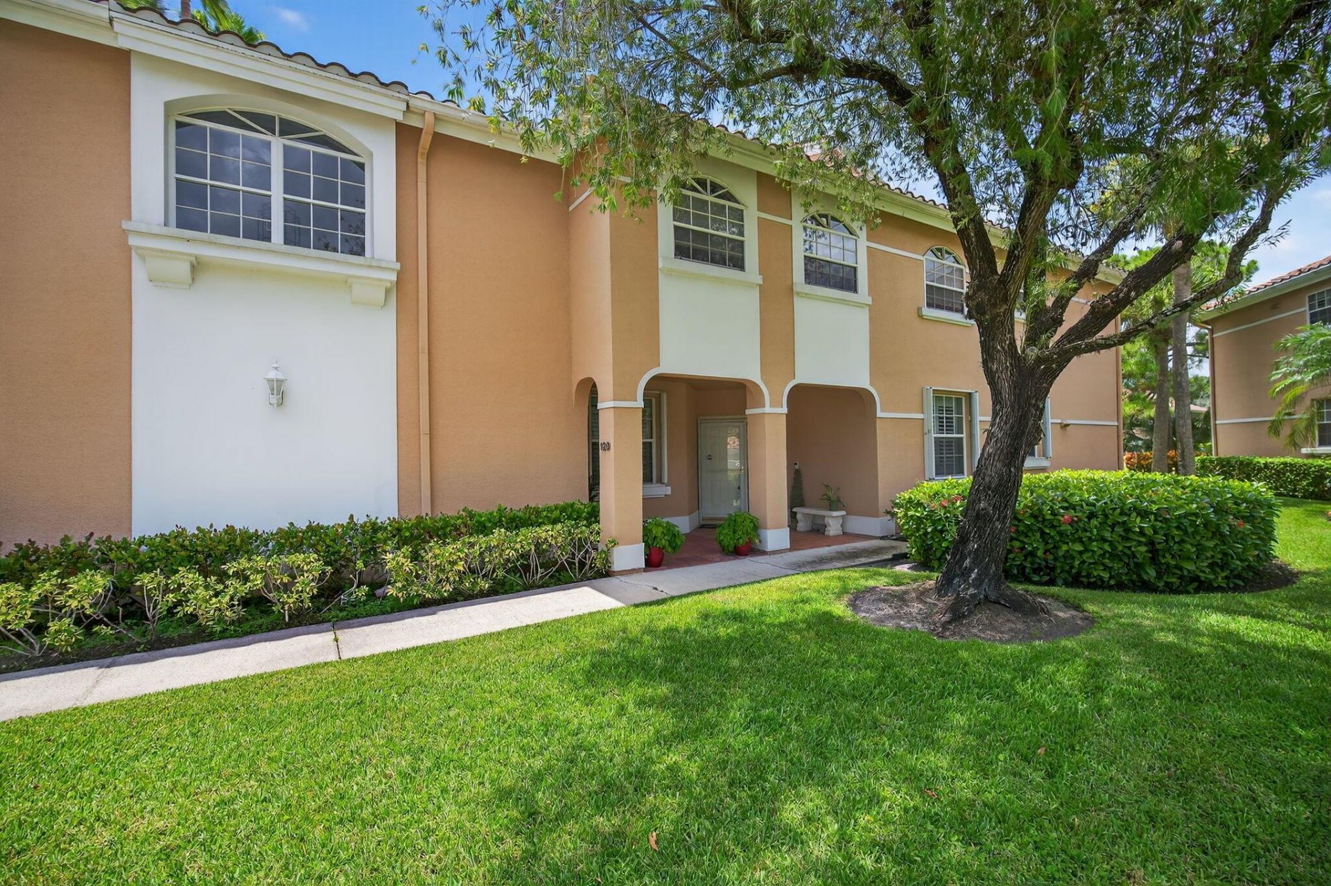 120 Legendary Circle, Palm Beach Gardens, FL 33418 Photo