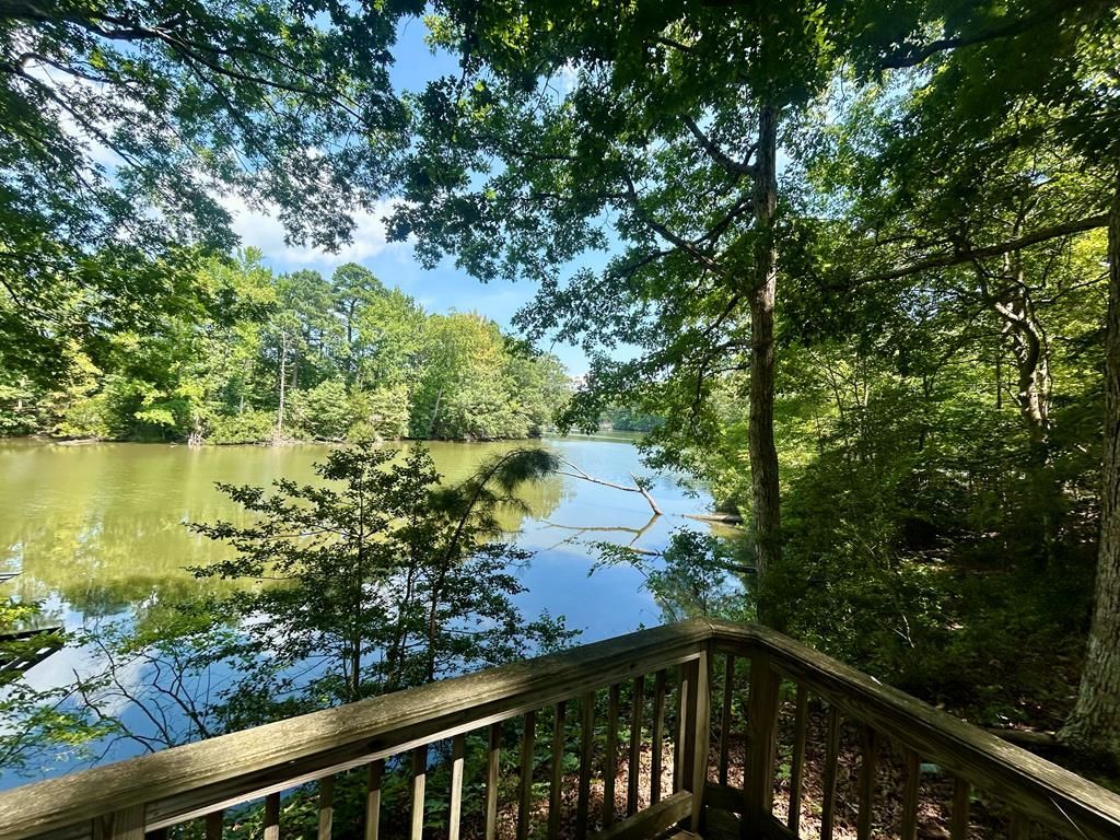 627 Ditchley Road, Kilmarnock, VA 22482 Main Photo