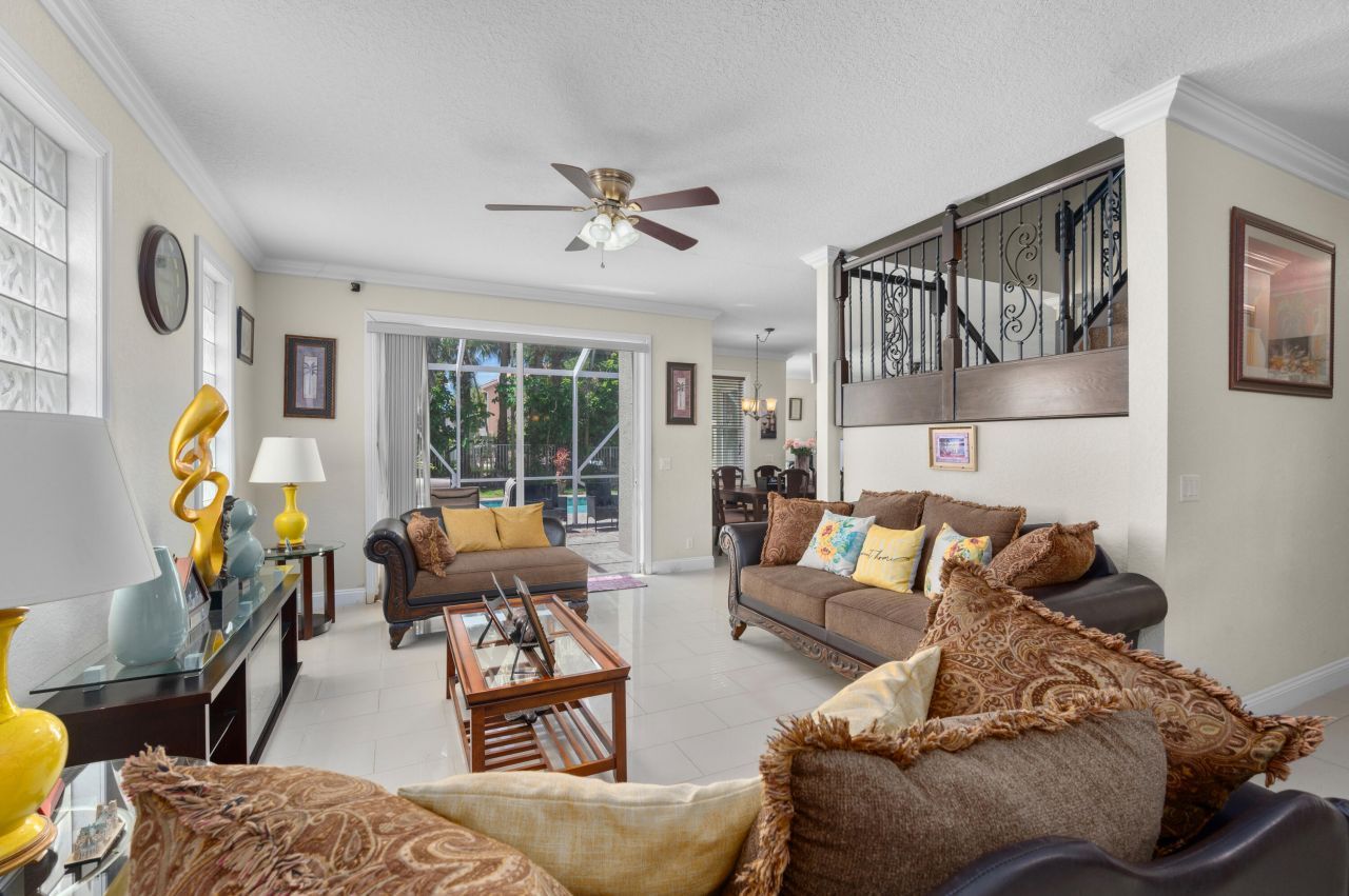 311 Berenger Walk, Royal Palm Beach, FL 33414 Photo