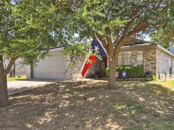 2529 Nogales Drive, Fort Worth, TX 76108