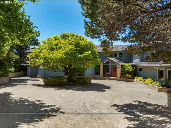 7088 NW PACIFIC COAST HWY, Seal Rock, OR 97376