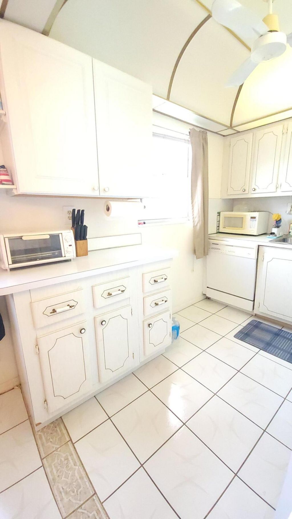 147 Bedford F, West Palm Beach, FL 33417 Photo